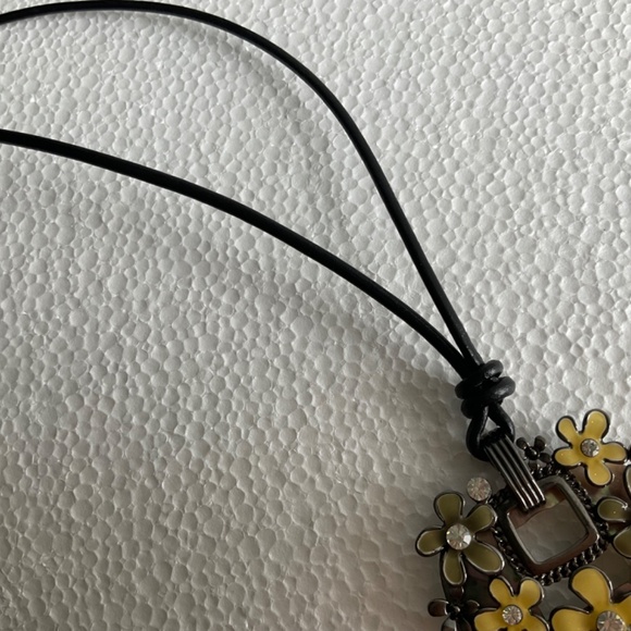 Art Deco Style Enamel 3-D Floral Crystal Statement Necklace - Picture 8 of 8